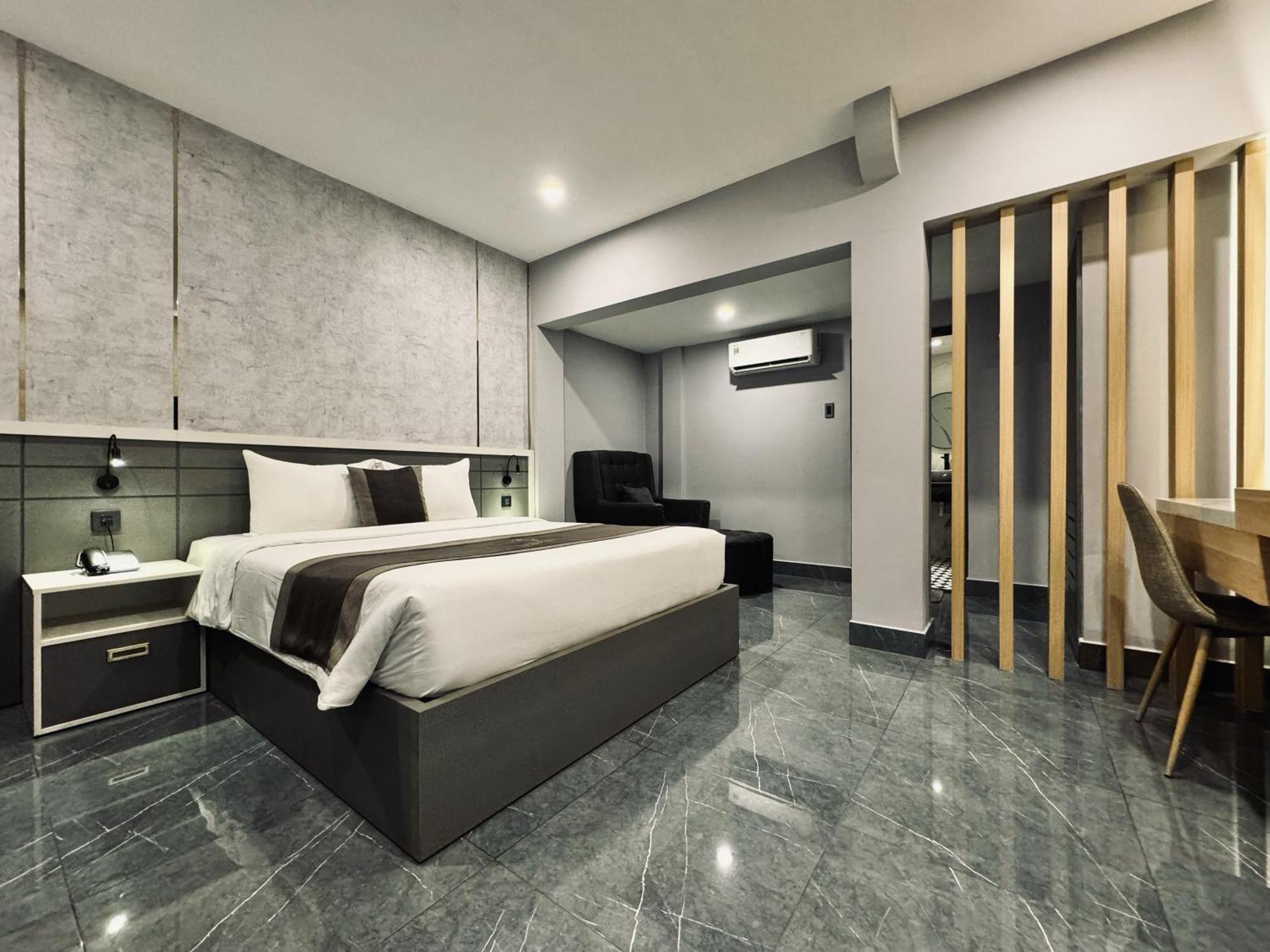 Lion 9 Hotel Cần Thơ