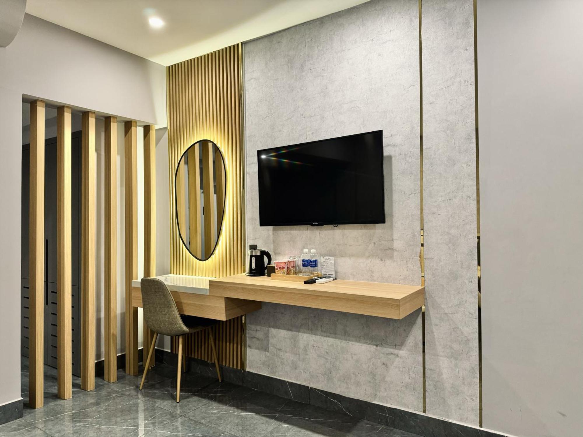Lion 9 Hotel *