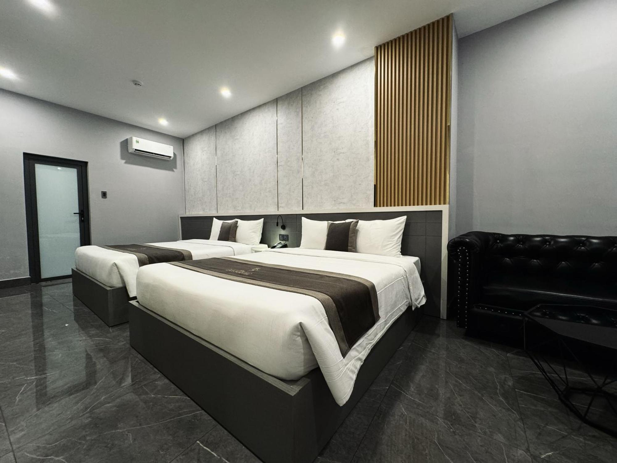 Hotel Lion 9 *